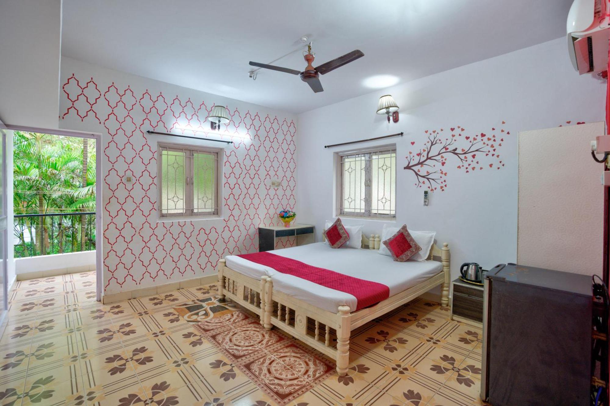 Oceanic Pearl Beach Guest House Calangute Bagian luar foto