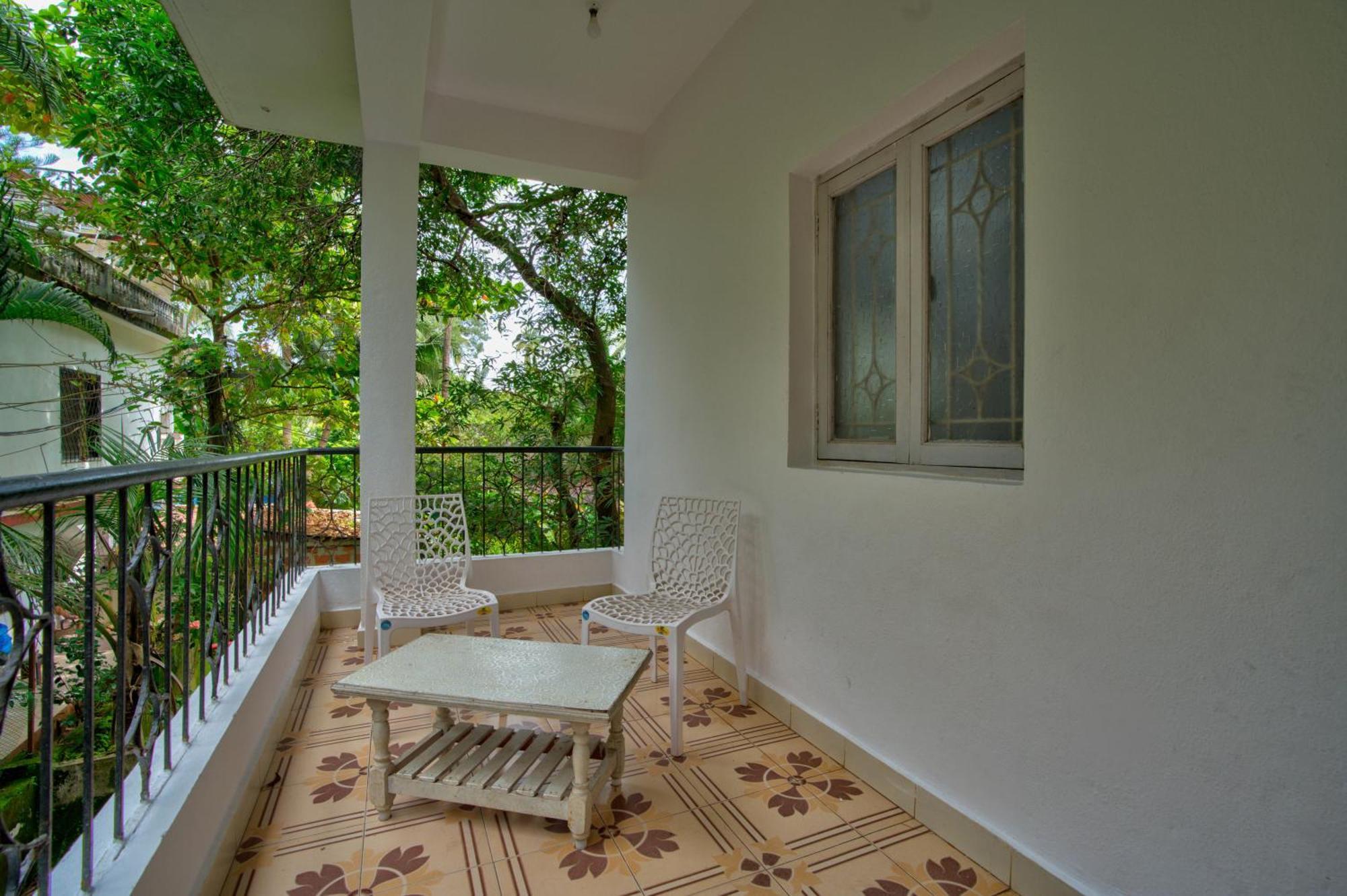 Oceanic Pearl Beach Guest House Calangute Bagian luar foto